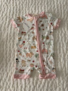NWT Angel Dear/Altar’d State Kids Bamboo Pink Farm Short Sleeve Romper 0-3M